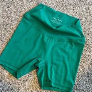 PARAGON Sculptseam Shorts sz med